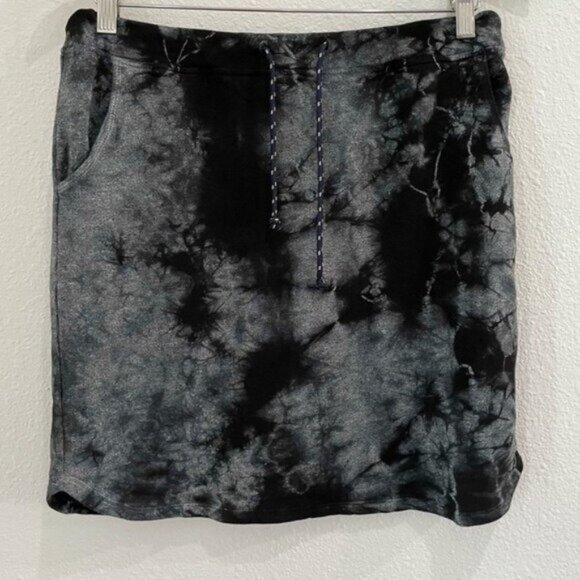 Sundry Beachy Athleisure Lounge Soft Mini Skirt With Pockets Stretch Preppy - Picture 1 of 6